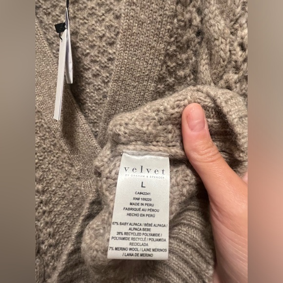 Velvet by Graham & Spencer: Izzy Cardigan - Picture 4 of 8